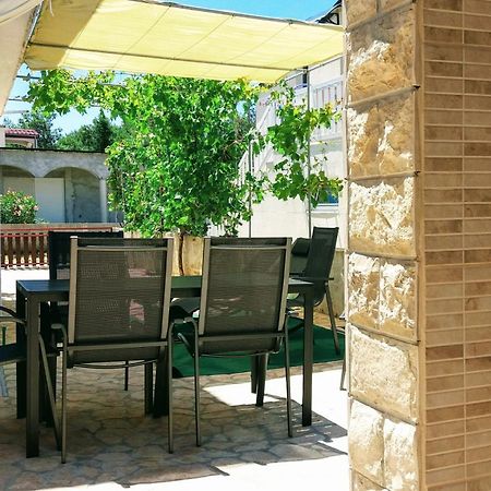 Apartments Jolic Vir Exterior photo